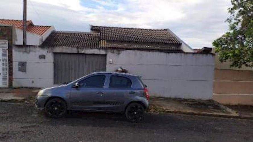 Casa - sebastião cunha - cornélio procópio/pr