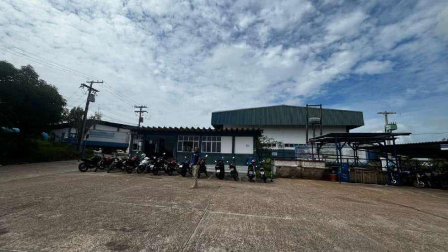 Imóvel Comercial | Área de 11.320,11m² | Distrito Industrial | Área Construída de 5.225,23m² | Garagem Coberta em Estrutura Metálica | Guarita de Recepção | 3 Galpões Industriais | Av. Abiurana nº 358