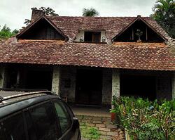 Casa de 2 pavimentos no Cond. Vila Remanso Verde em Pendotiba, Niterói