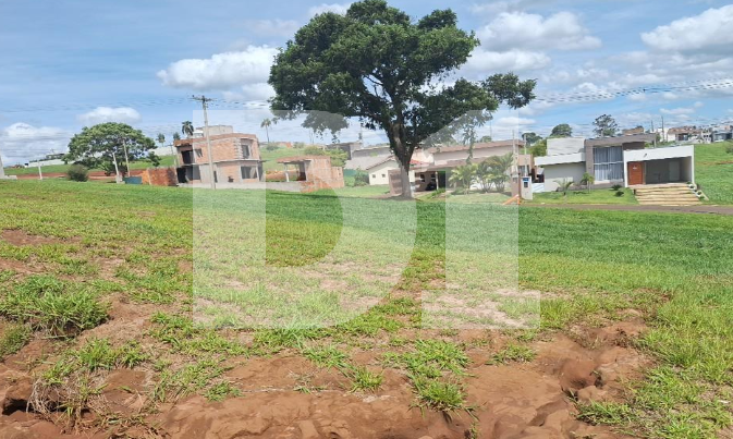 Terreno urbano em pardinho/sp