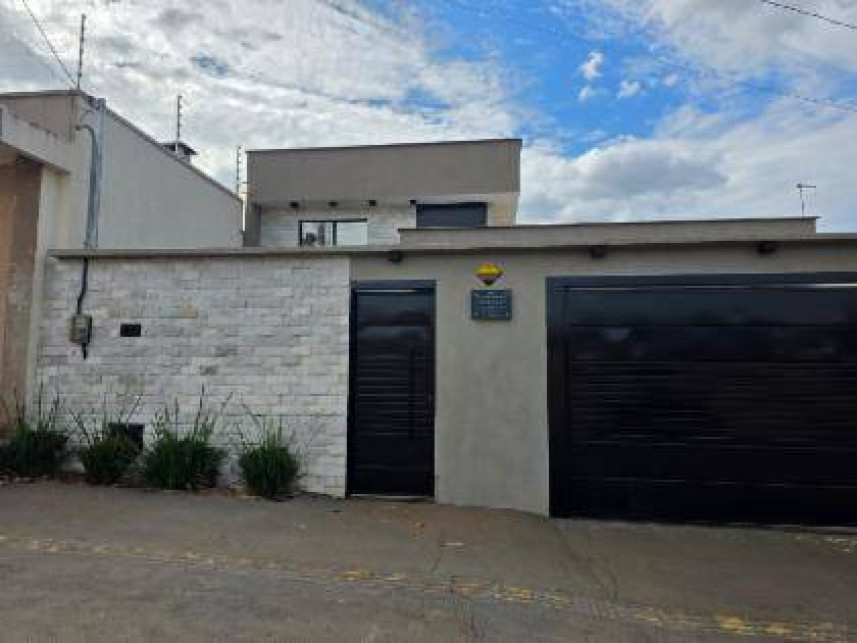 Casa à venda em leilão