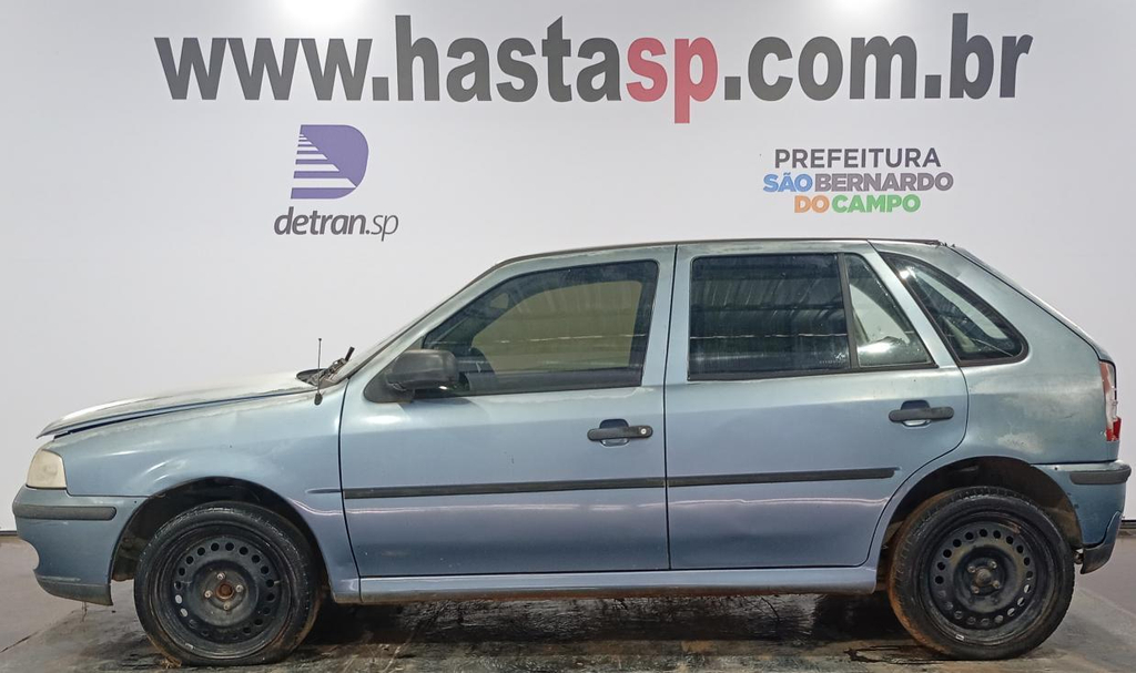 Volkswagen Gol 16V 2000 2000 Cinza em Casa Branca, SP