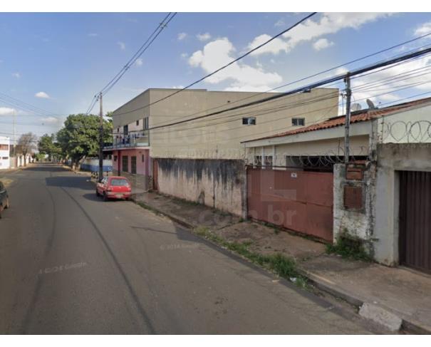 Uberaba/mg - casa com 2 quartos sendo 1 suíte no villa são cristóvão. casas em leilão | mgl leilões