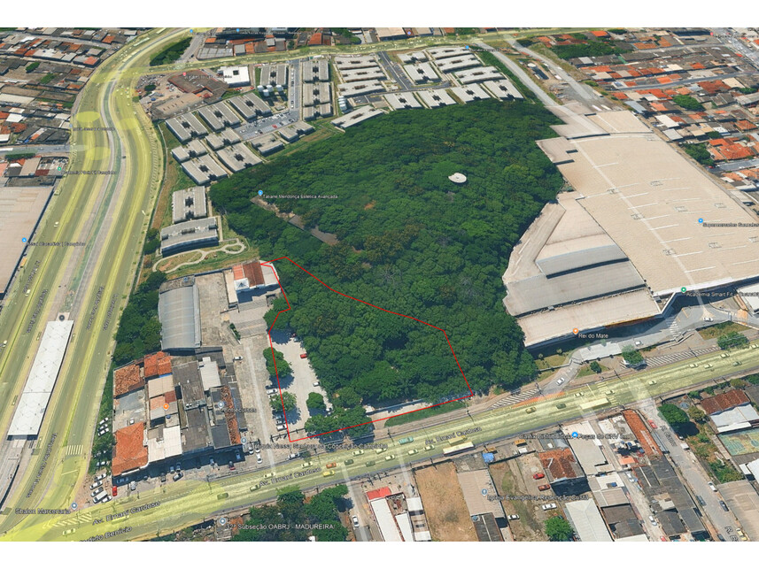 Terreno à venda em leilão