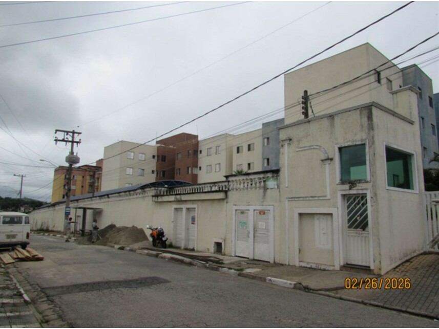 Apartamento à venda em leilão