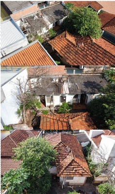 Casa com área de terreno de 335,28m² Localizado na Rua Gonçalves Dias, nº 427, Centro - Assis/SP.