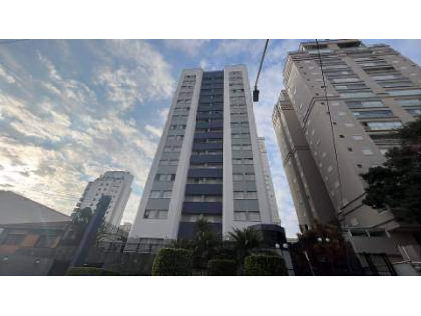 Apartamento à venda em leilão