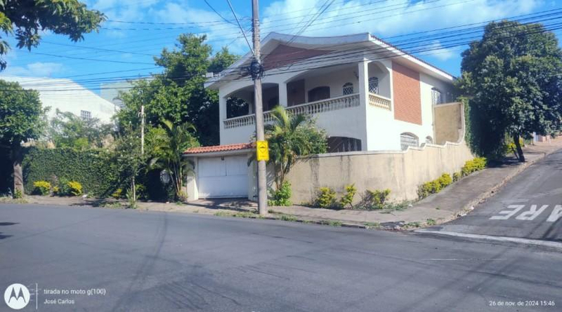 (3,214%) casa, a.t. 690m², a.c. 248m², 3 dorms, edícula, parque das nações