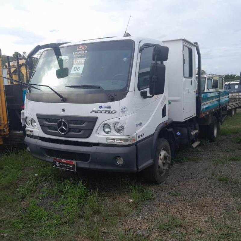 LOTE 006