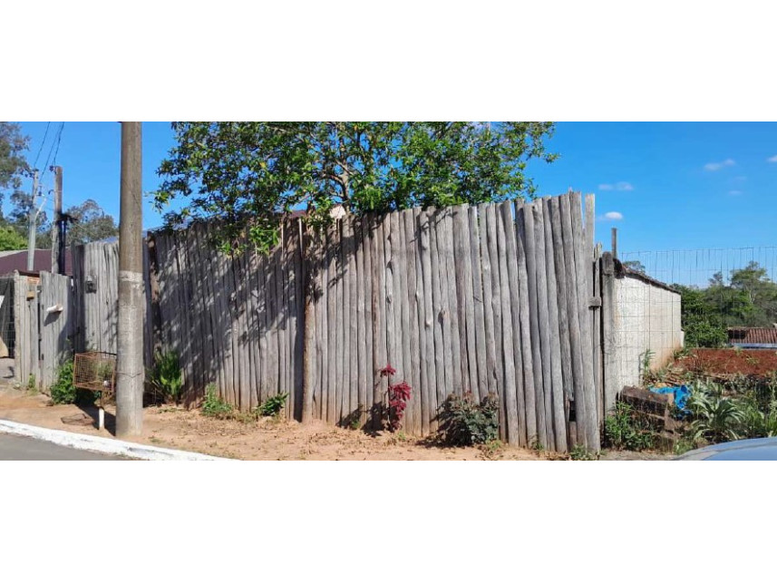 Terreno à venda em leilão