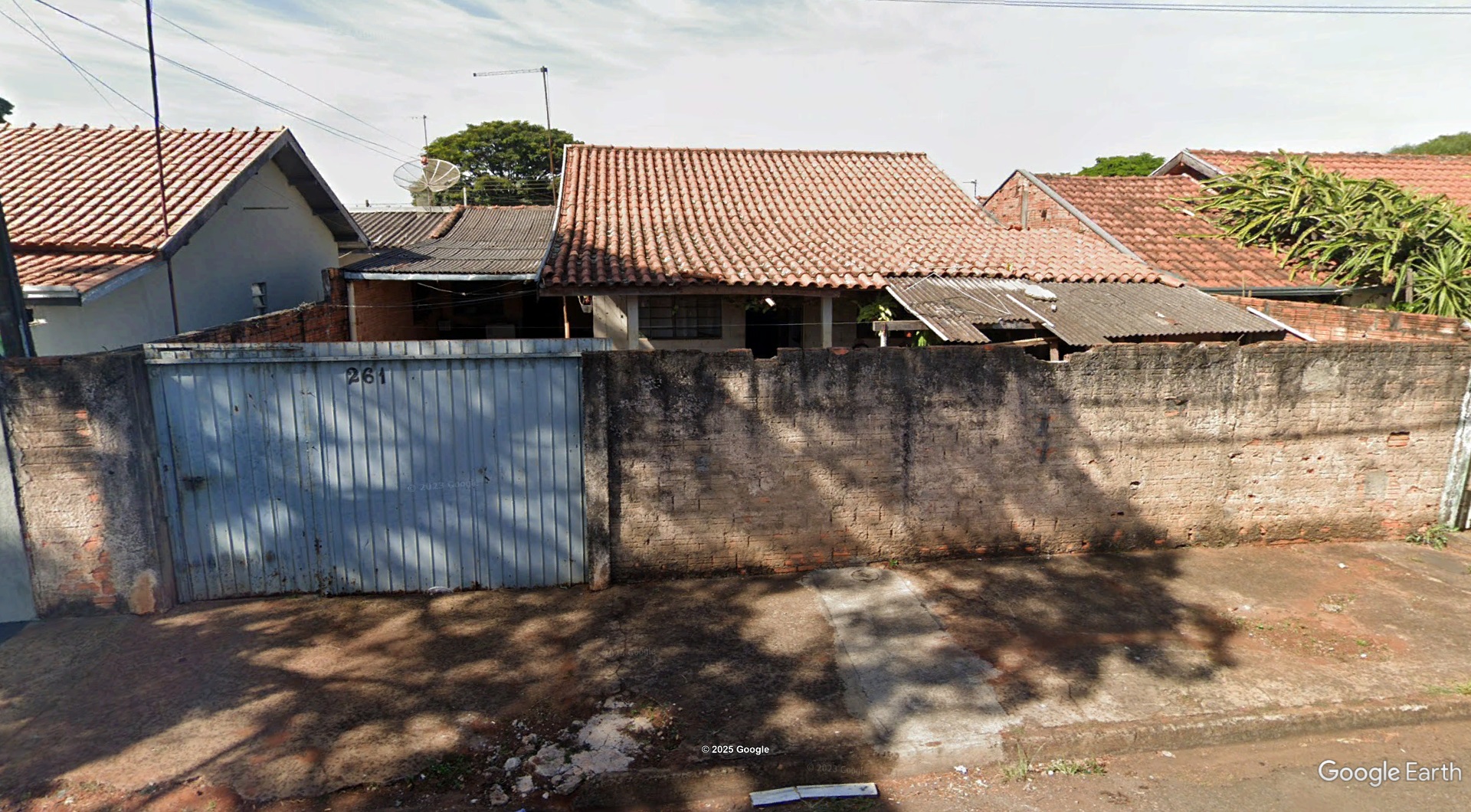 Lote 1.1 - direitos - imóvel c/ 214,60m² no casa família arapongas ii em arapongas/pr