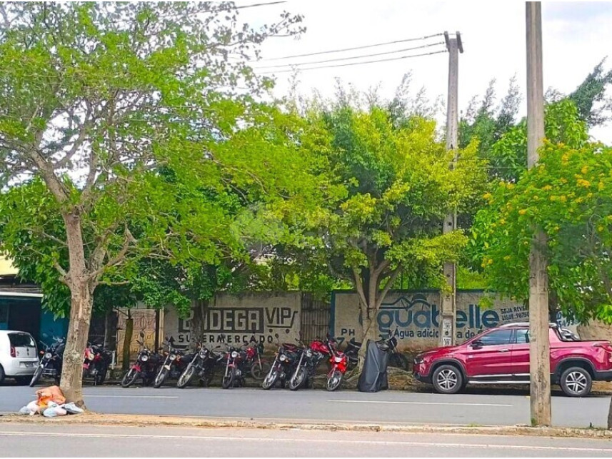 Terreno à venda em leilão