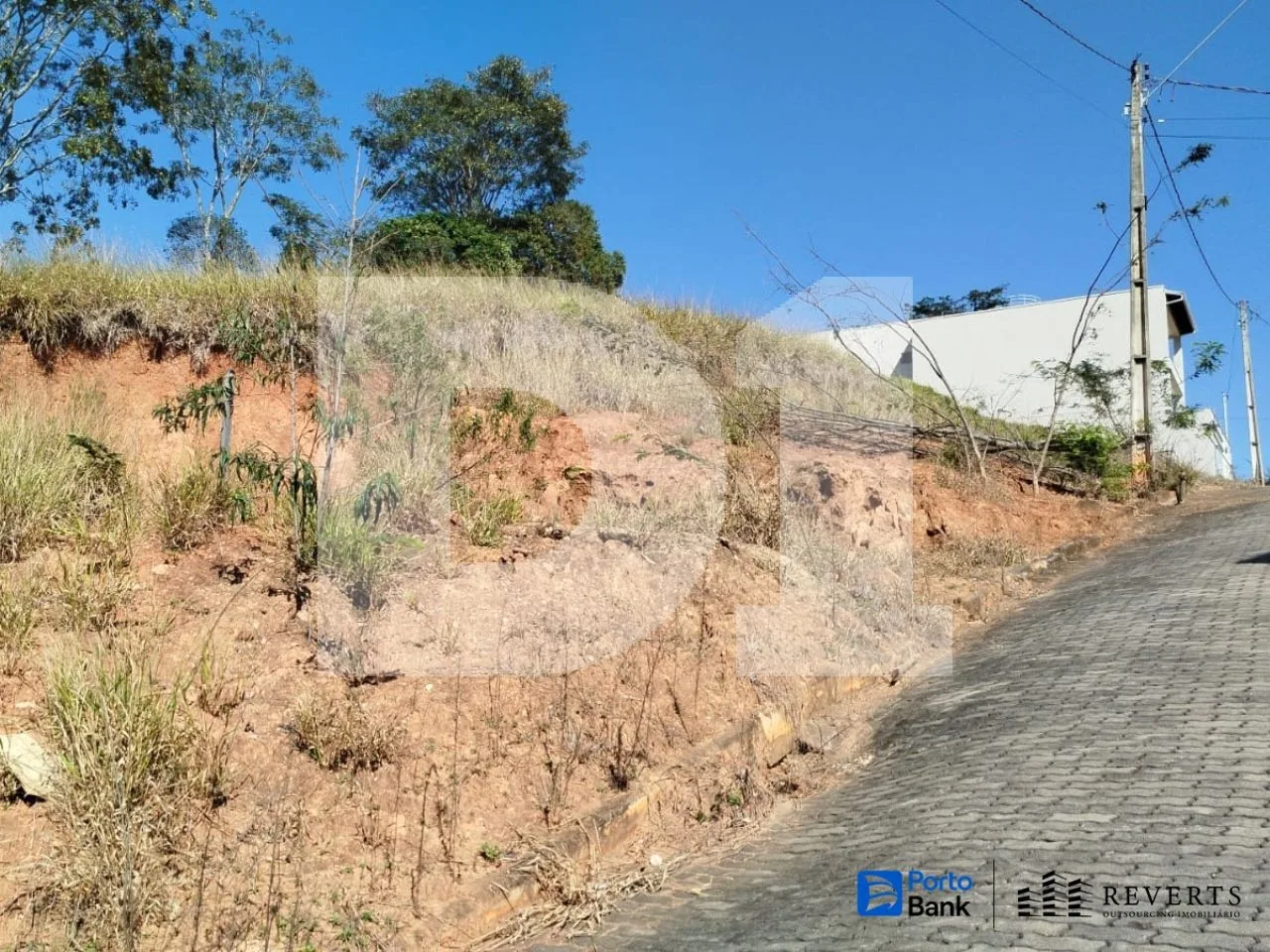 Terreno urbano em córrego do bom jesus/mg
