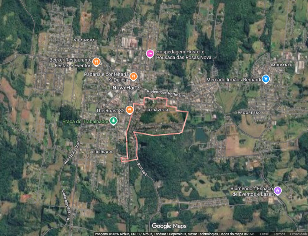 Um terreno urbano com área de 388,15m²
