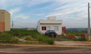 Imóveis em Leilão na R. Antonio Pereira, Capivari/SP
