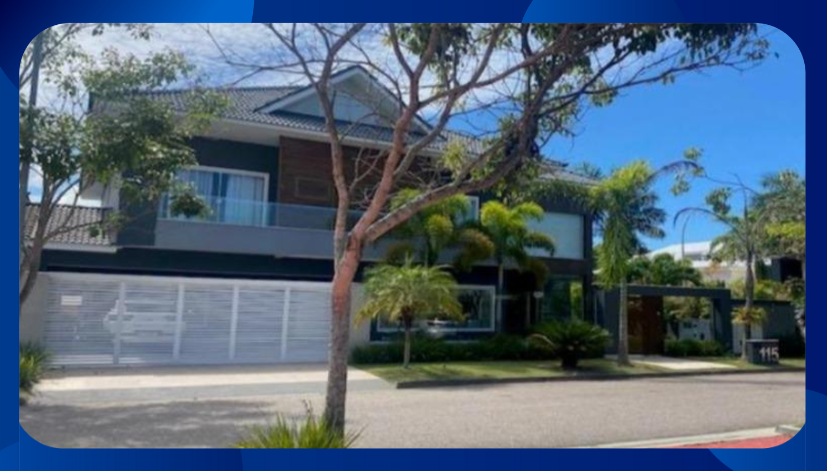 CASA DE CONDOMÍNIO - CASA DE ALTO PADRÃO COM 2 PAVIMENTOS E ÁREA TOTAL DE 681,00M², LOCALIZADA NO CONDOMÍNIO QUINTAS DEL LAGO, RUA ERNANI VASCONCELOS, 115, BARRA DA TIJUCA, RIO DE JANEIRO/RJ - Luis Leiloeiro