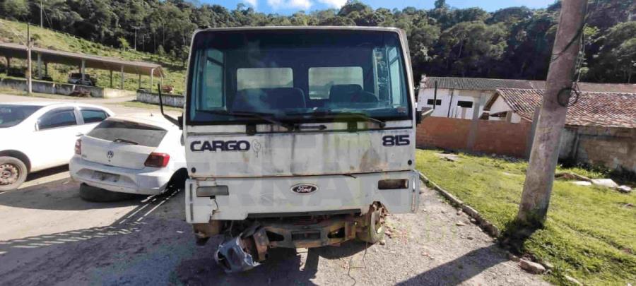 SANTA MARIA MADALENA/RJ - Caminhão Aberta Ford Cargo 815, 2003/2003, DIESEL