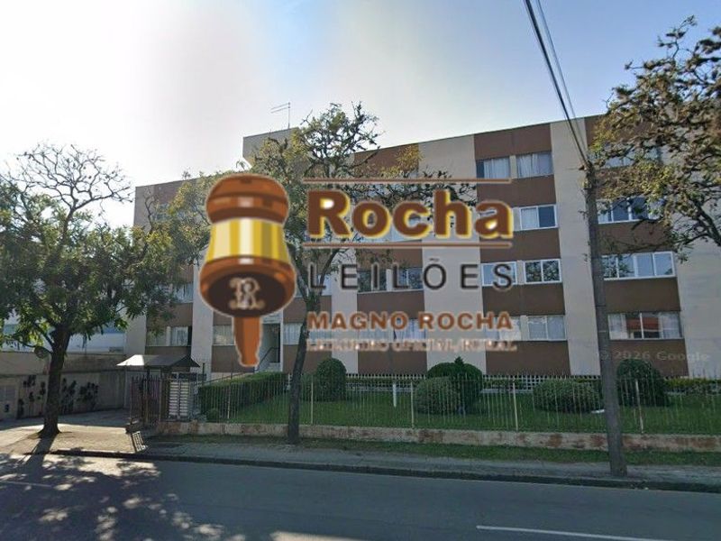 LOTE ÚNICO Lance inicial: R$ 335.616,00 Curitiba - PR Leilão ID 6154 LOTE 1 APARTAMENTO NO PORTÃO Mo
