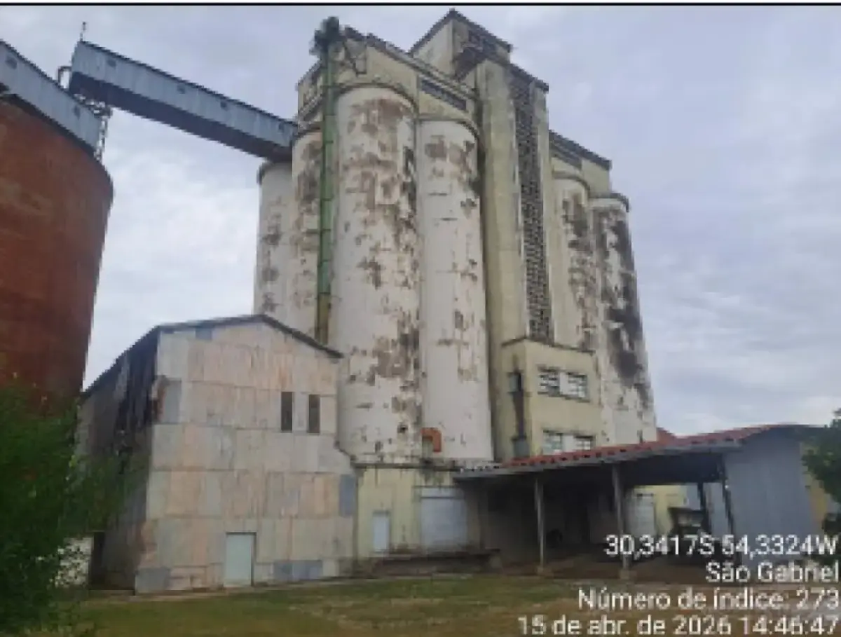 Unidade industrial localizado na zona rural do município de são gabriel/rs, com área total de 19.365,52 m²