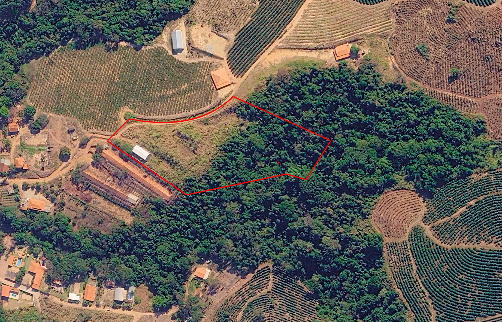 Gleba de terras denominada sítio nossa senhora do carmo com 20.000 m² em espírito santo do pinhal/sp