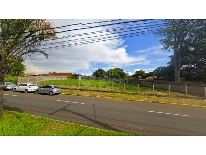 Terreno à venda em leilão