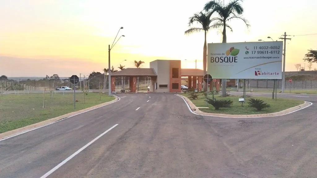Bady Bassitt (SP) - Terreno no Condomínio Reservas do Bosque com 220m²