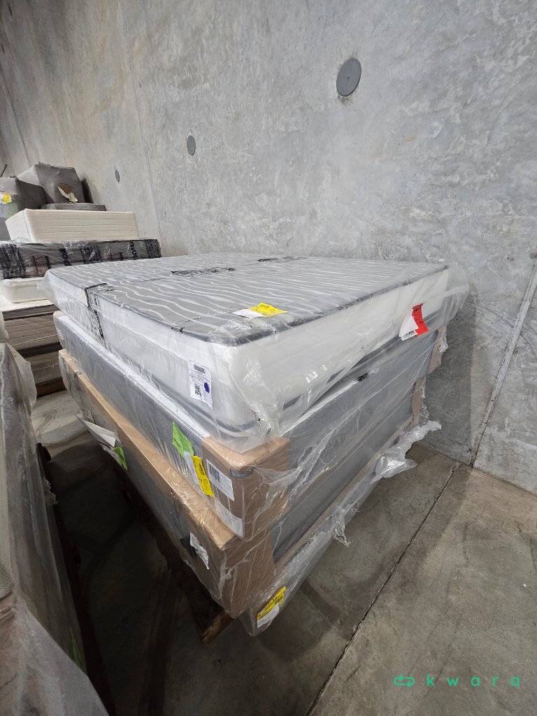 1 Colchão e 3 Box