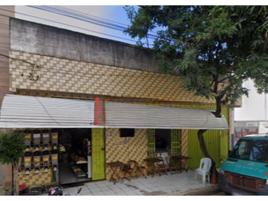 Prédio comercial à venda em leilão