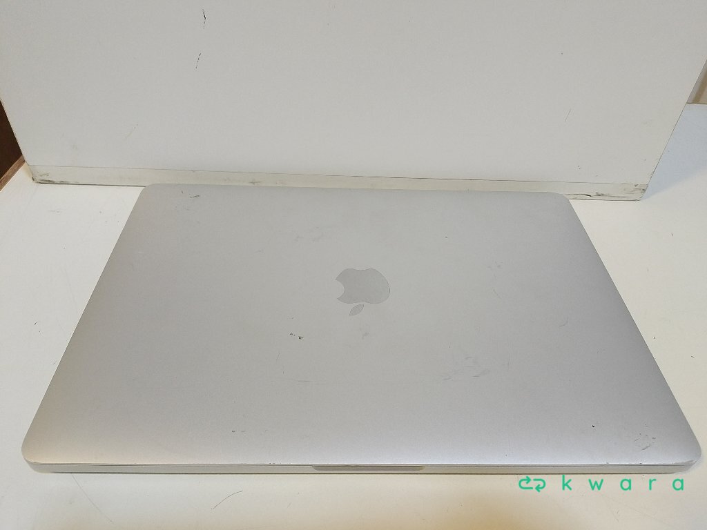 Apple Macbook pro A2251 core i5 quad-core SSD 500 GB 16 GB RAM 13'' macOS cinza espacial
