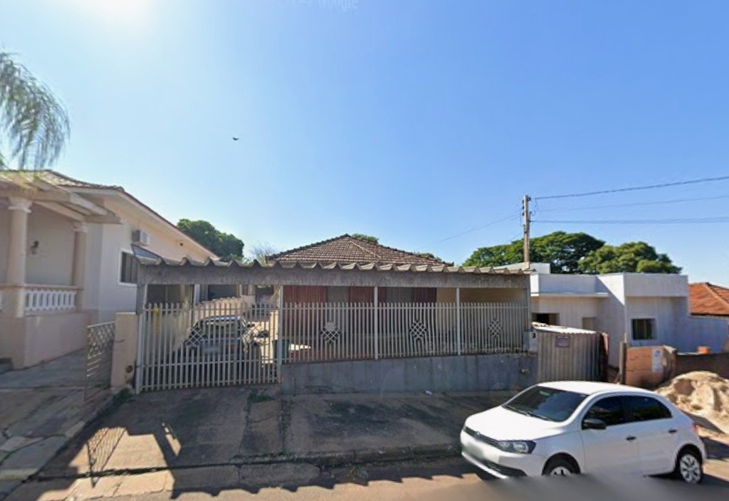 Casa, A.T.: 352m², Regente Feijó/SP