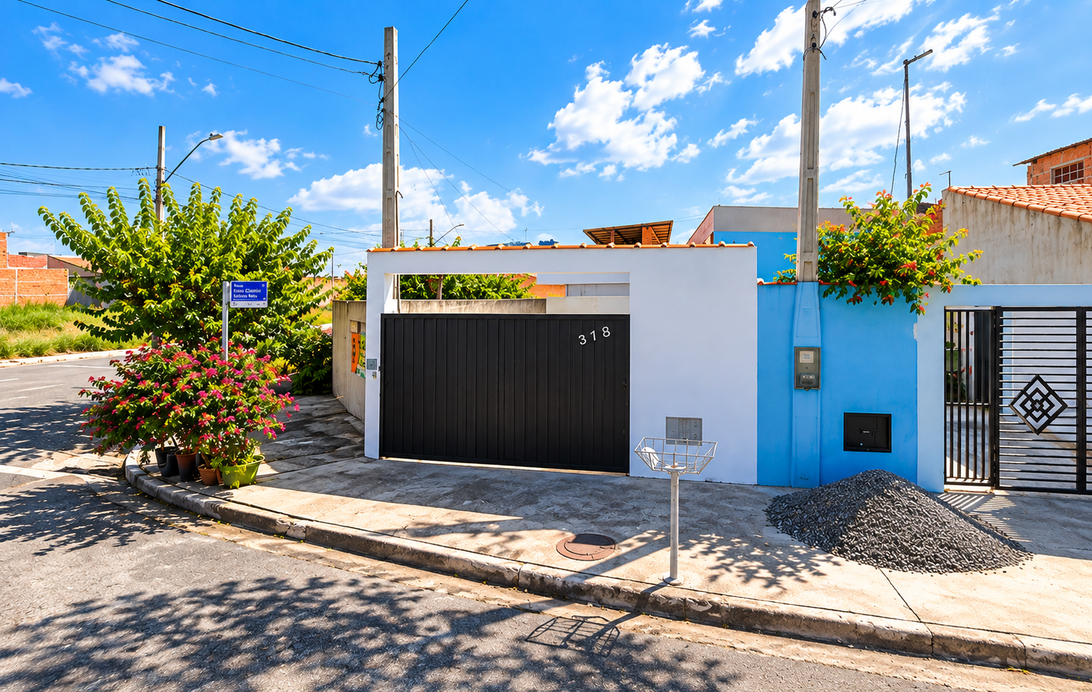 Direitos sobre terreno com duas casas geminadas no residencial portal dos eucaliptos em pindamonhang