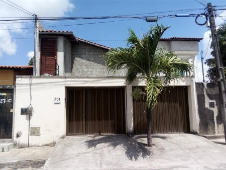 Casa à venda em leilão