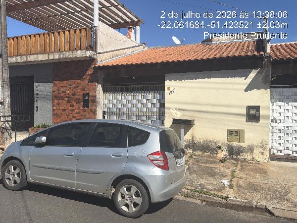Casa à venda na Rua Washington Luís - Álvares Machado/SP Código: 02.25604