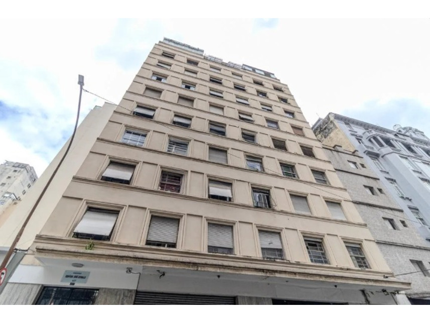 Apartamento à venda em leilão