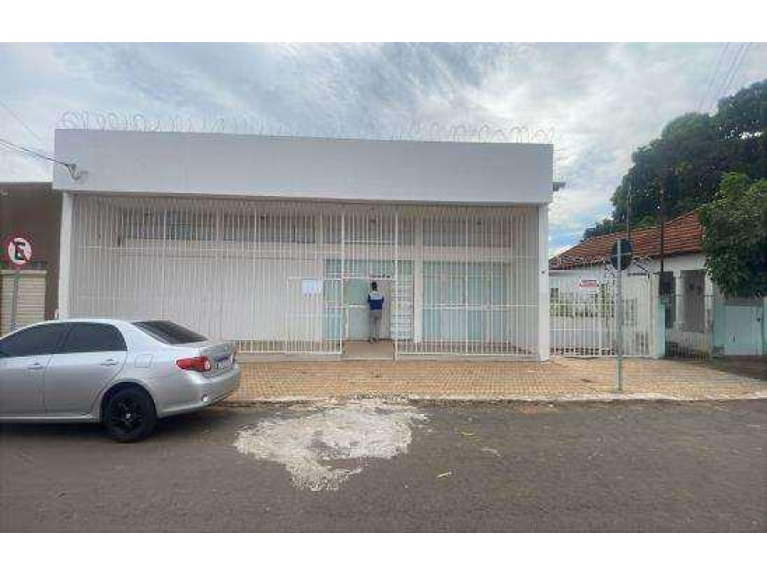 Ex-agência à venda em leilão