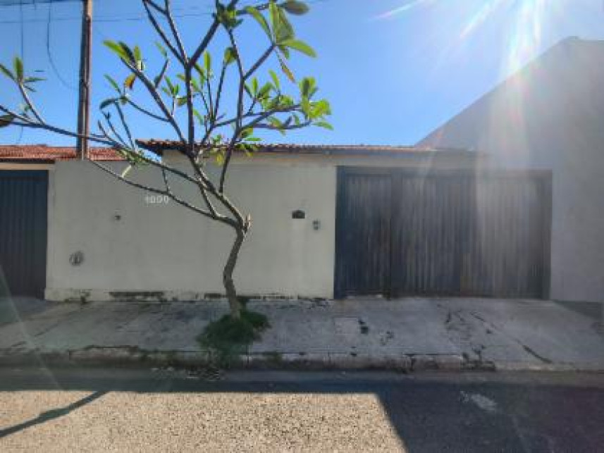 Casa à venda em leilão