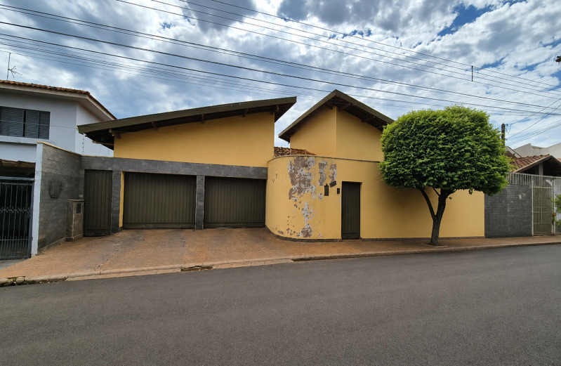 Imóveis Rurais e Urbanos - Lote 043 (ID 1812)