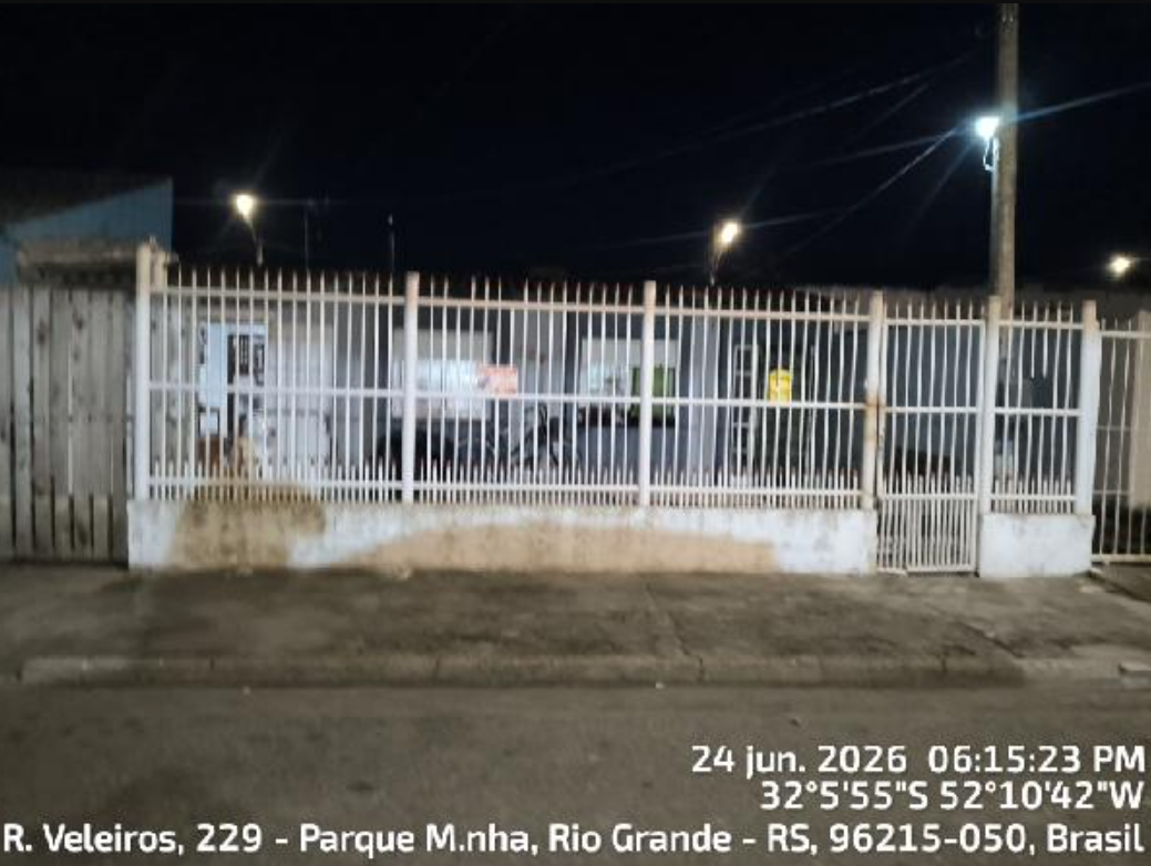 Casa - 128,58m² de área privativa, 200m² de área do terreno, com vaga de garagem - rio grande/rs