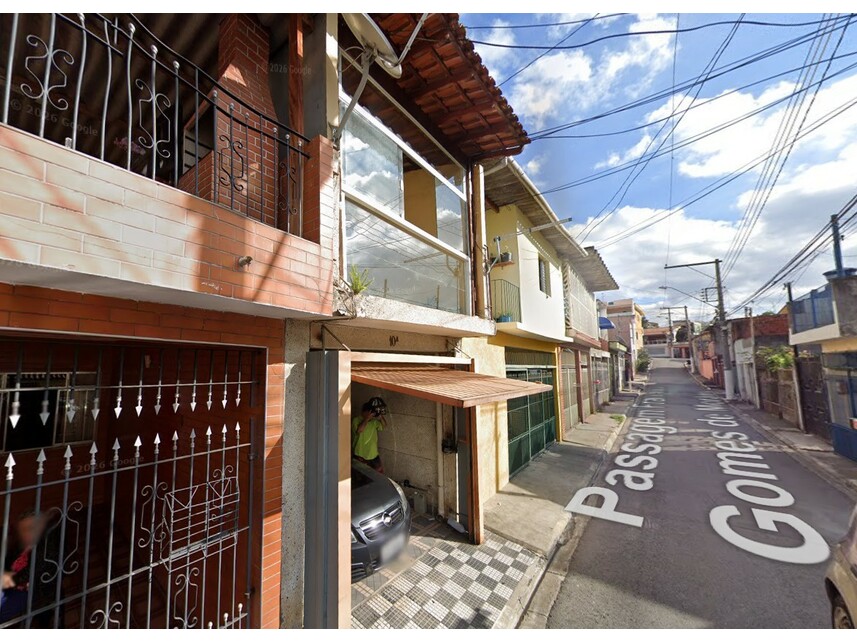 Sobrado à venda em leilão