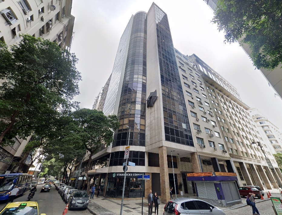 Sala comercial com 167m² no centro