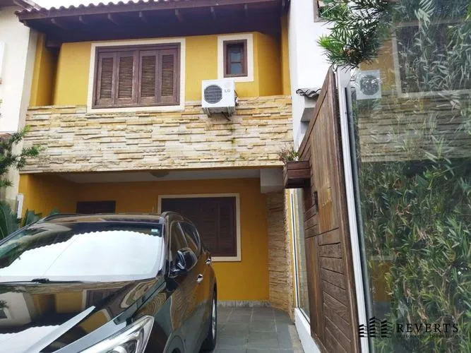 Casa em Porto Alegre/RS — Hípica