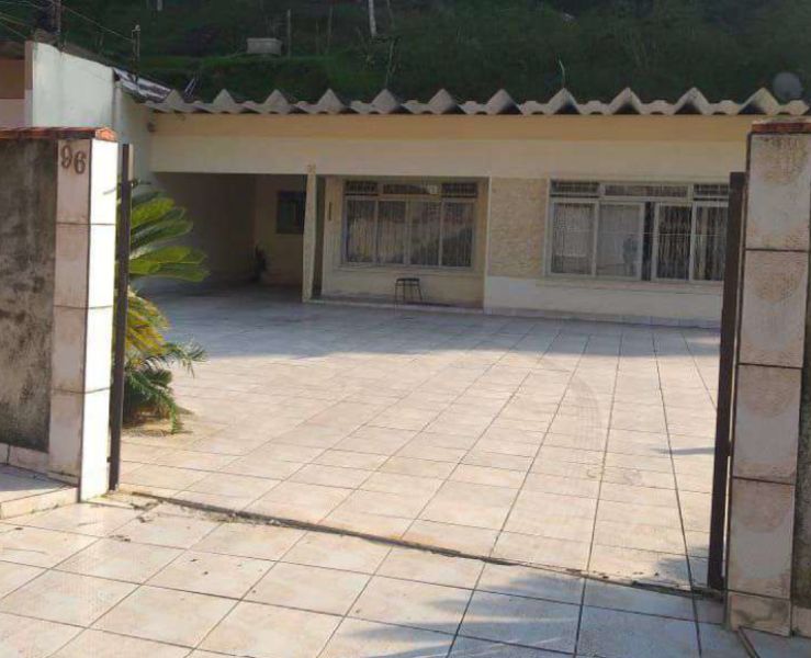 Leilão online Casa Blumenau/SC 1ª praça 08/12/2026 2ª praça 10/12/2026 R$ 427.128 avaliado em R$ 427