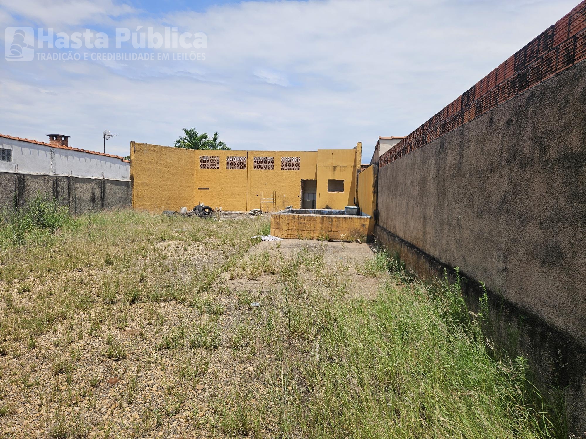 Imovel residencial area total 360m² BrotasSP