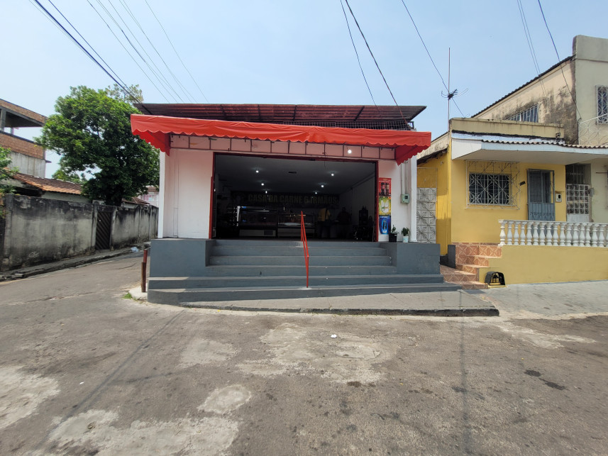 Imóvel comercial à venda em leilão