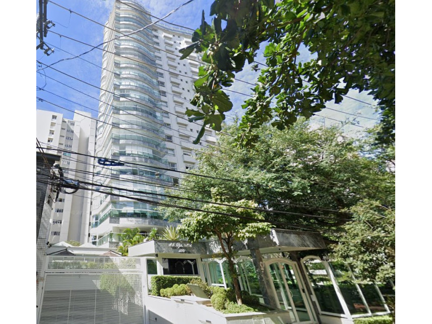 Apartamento à venda em leilão