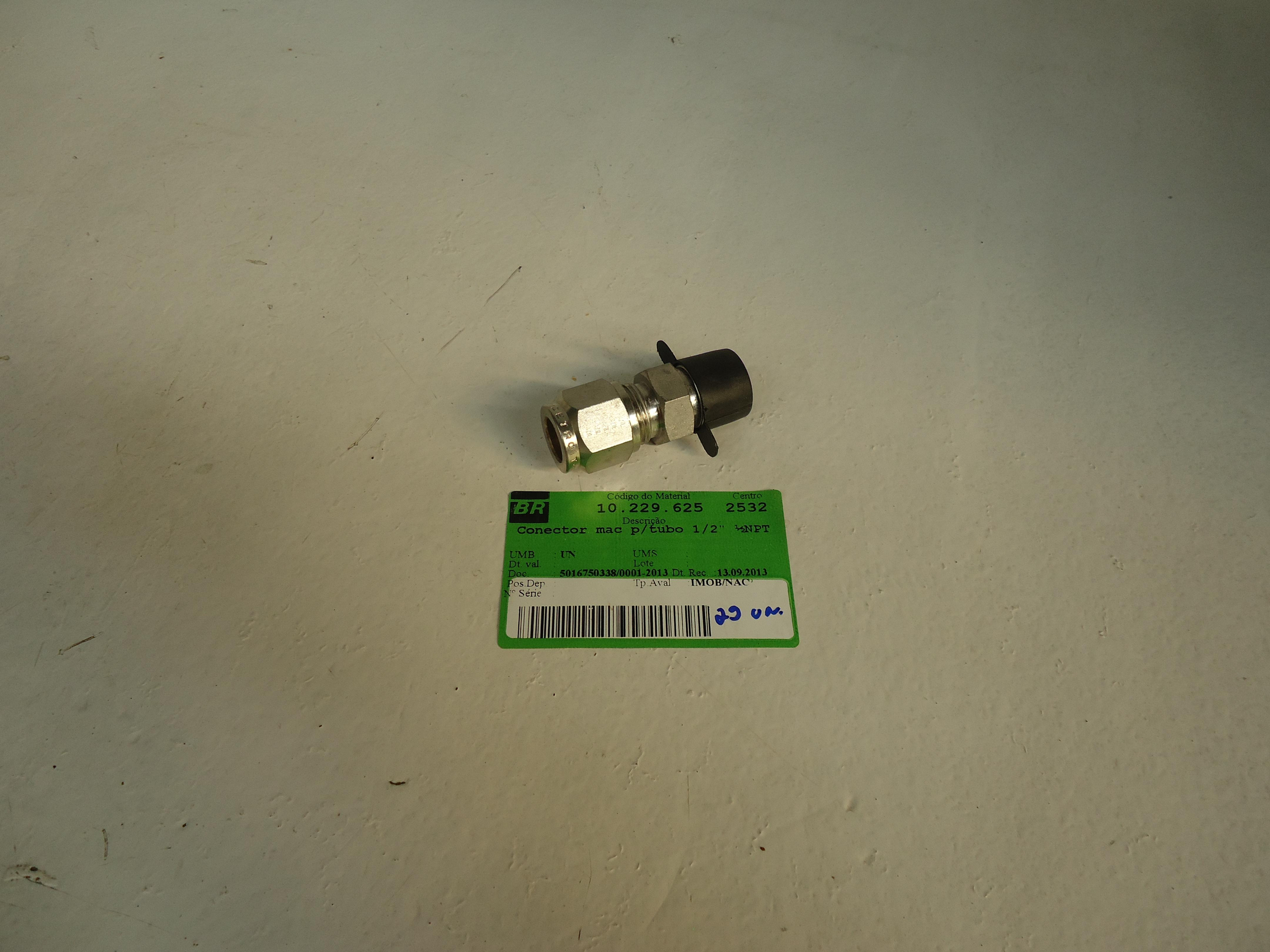 ALOJAMENTO, TUBO, CONECTOR E OUTROS (APROX. 14 ITENS)