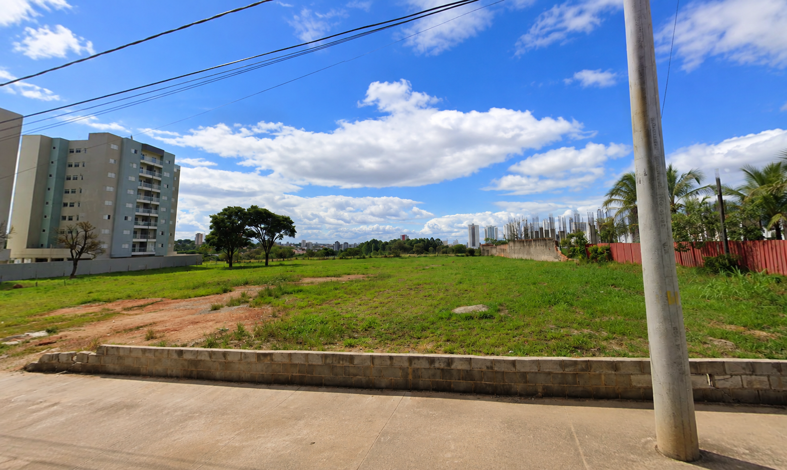 Terreno em leilão no bairro Vossoroca em Sorocaba - SP