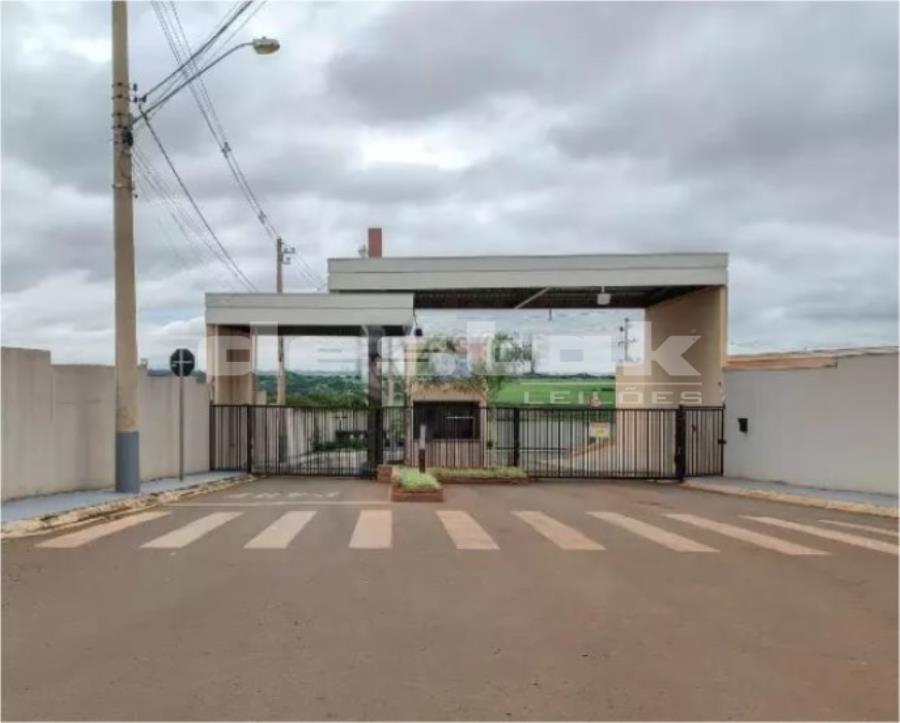Sobrado no villaggio mielli - iracemápolis/sp