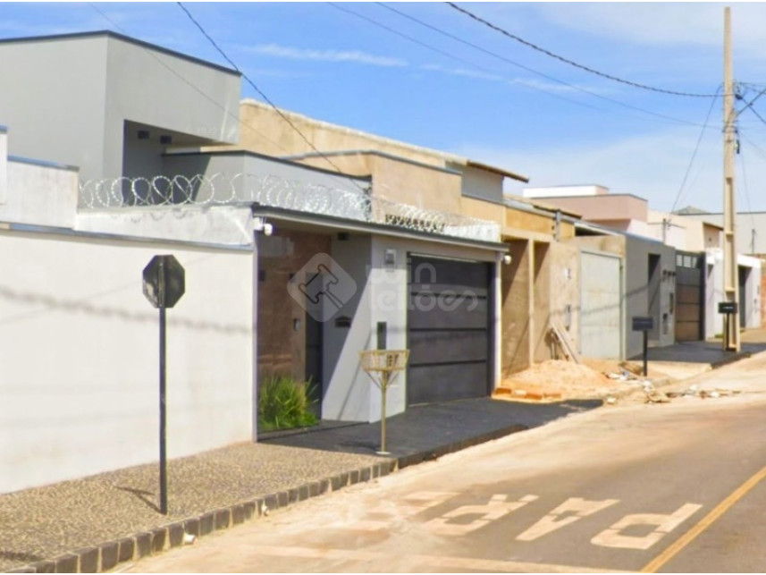 Casa à venda em leilão