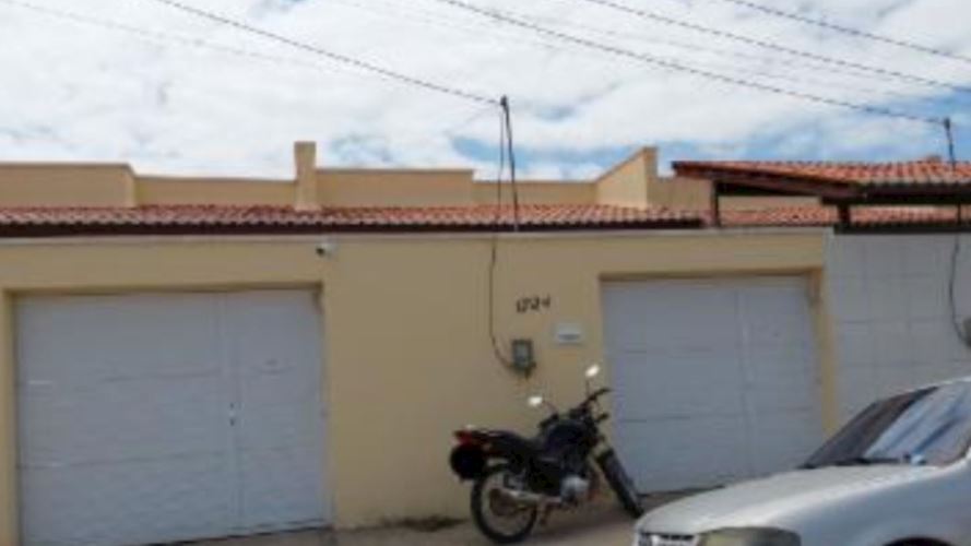 Casa no bairro nobre ii - cascavel/ce